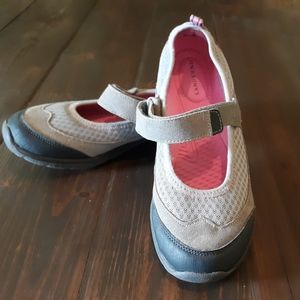 Lands End Womens MJ Slip on Size 8M Lite Gray